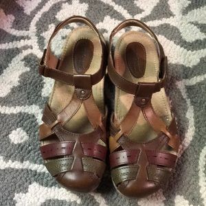 Earth Origins Tipper Leather Sandal